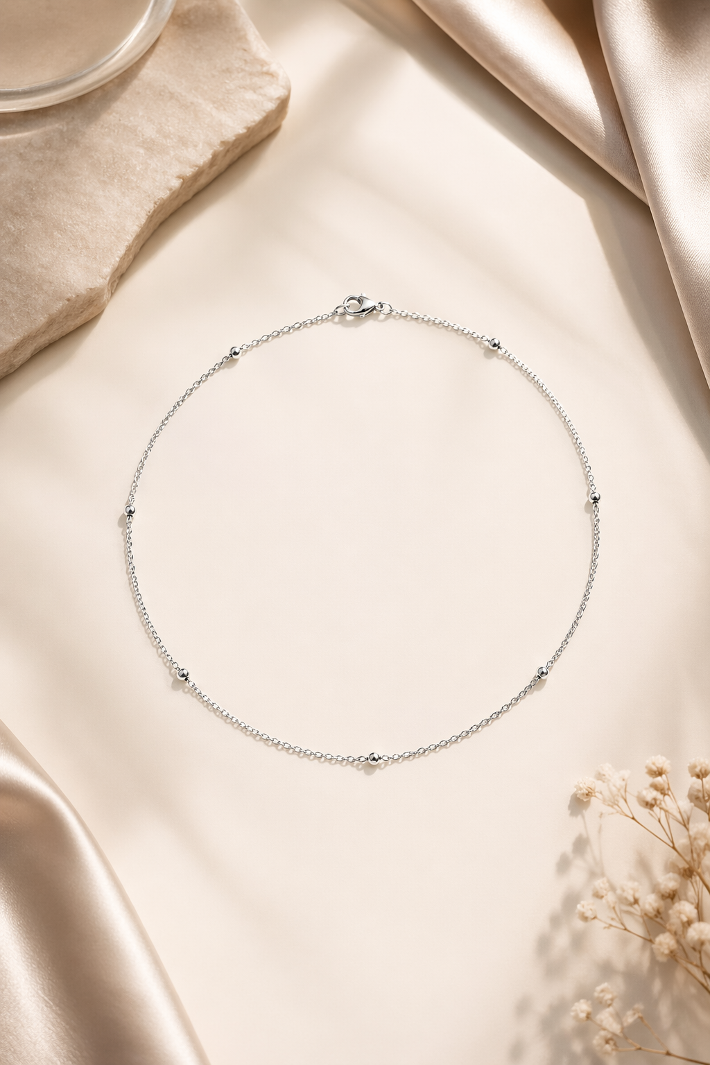 adjustable silver anklet clasp detail