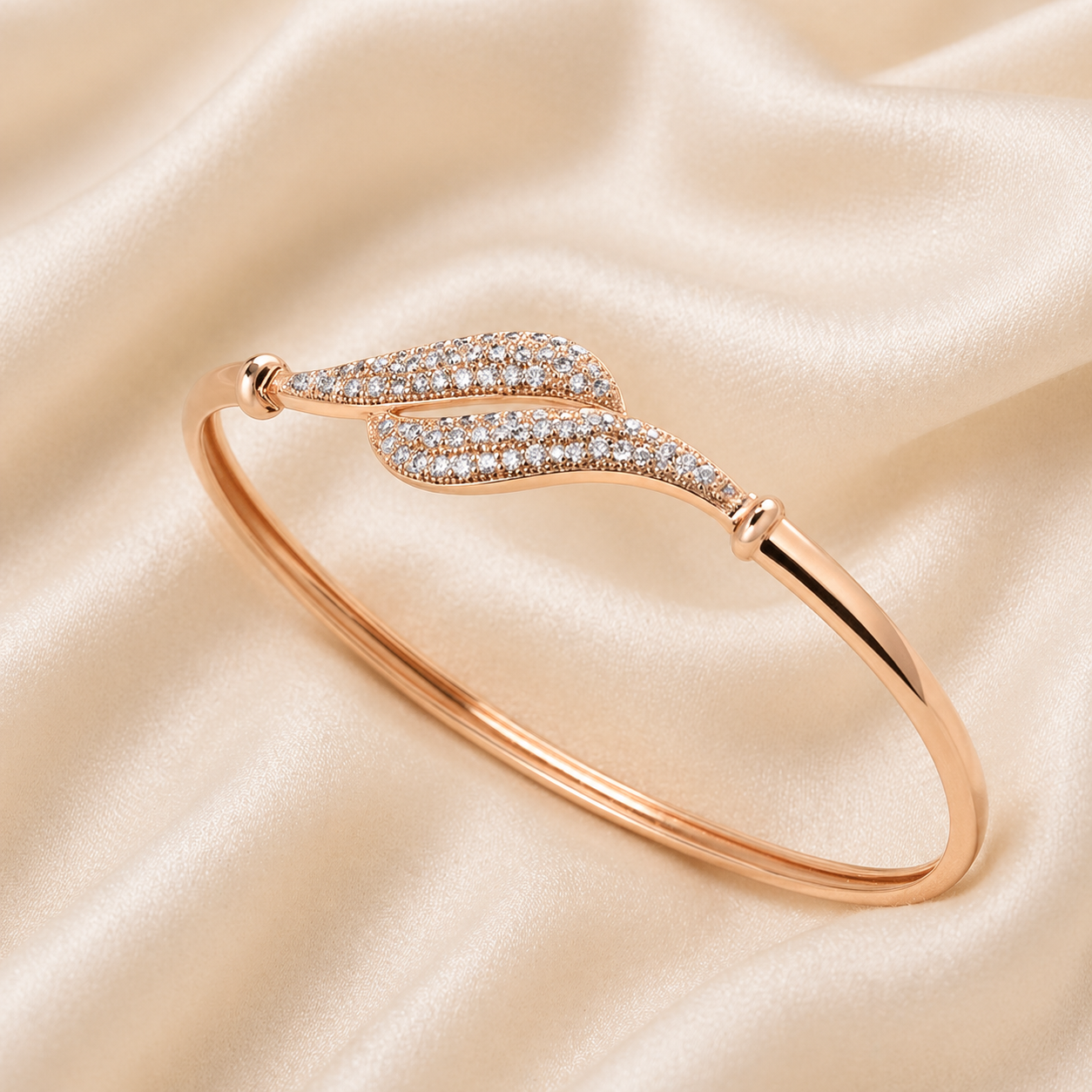 delicate bracelet with pavé style clear stones