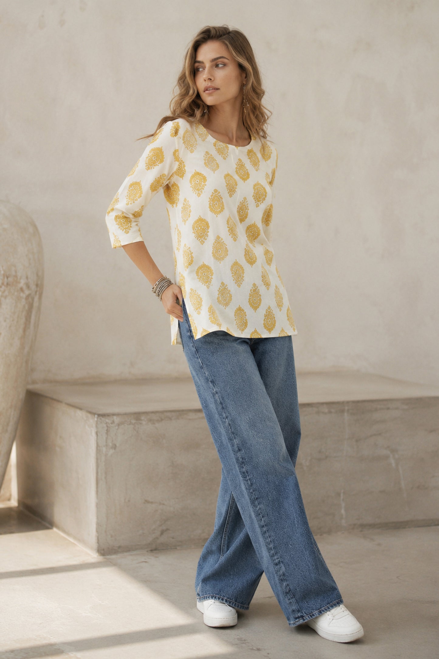 Relaxed fit tunic top for everyday casual styling