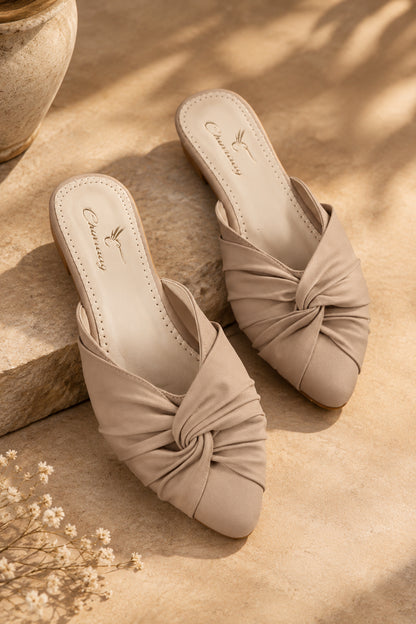 Beige mule shoes for women with twisted knot front detail