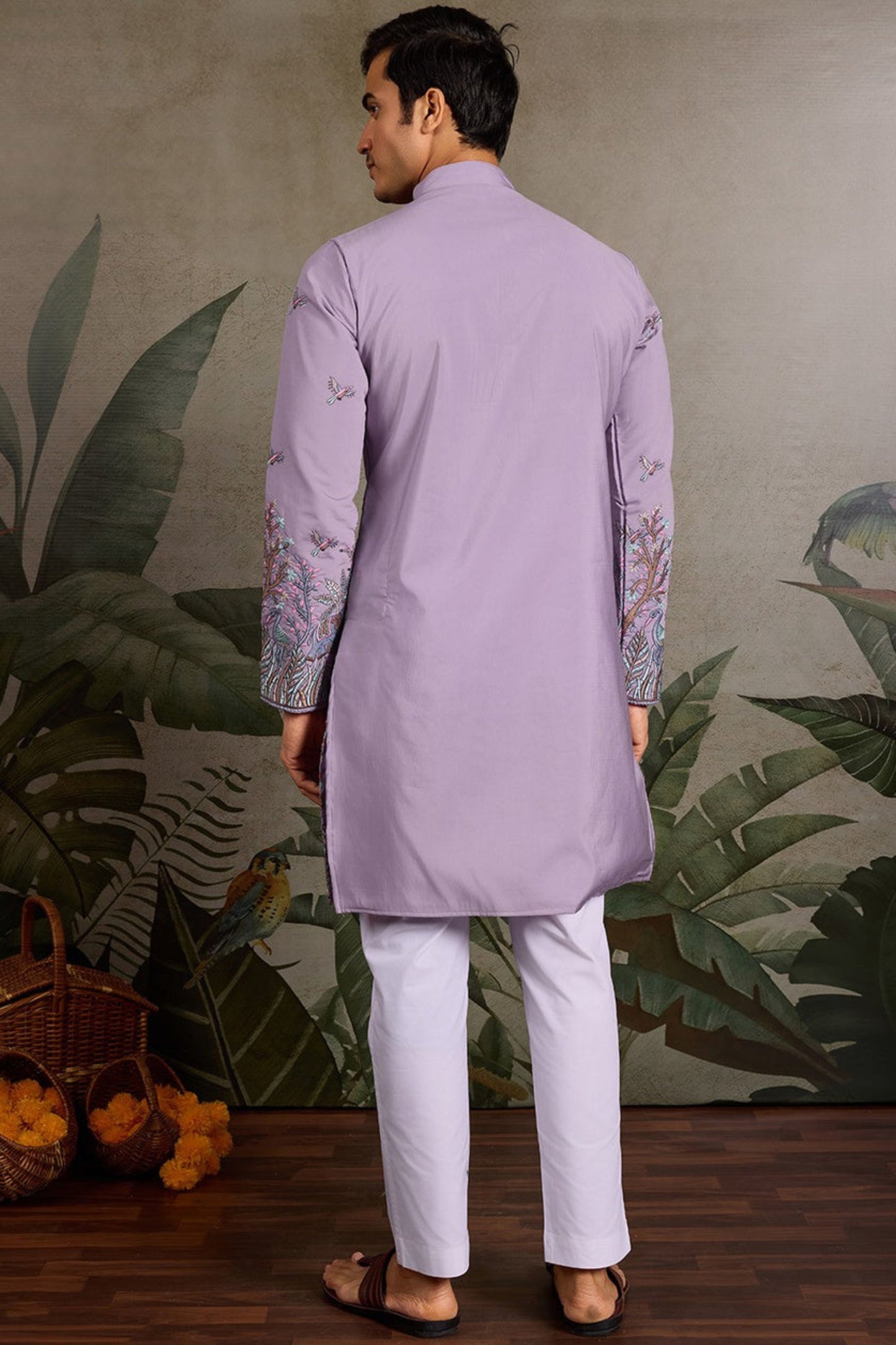 Mens Kurta Featuring Elegant Lavender Ethnic Design