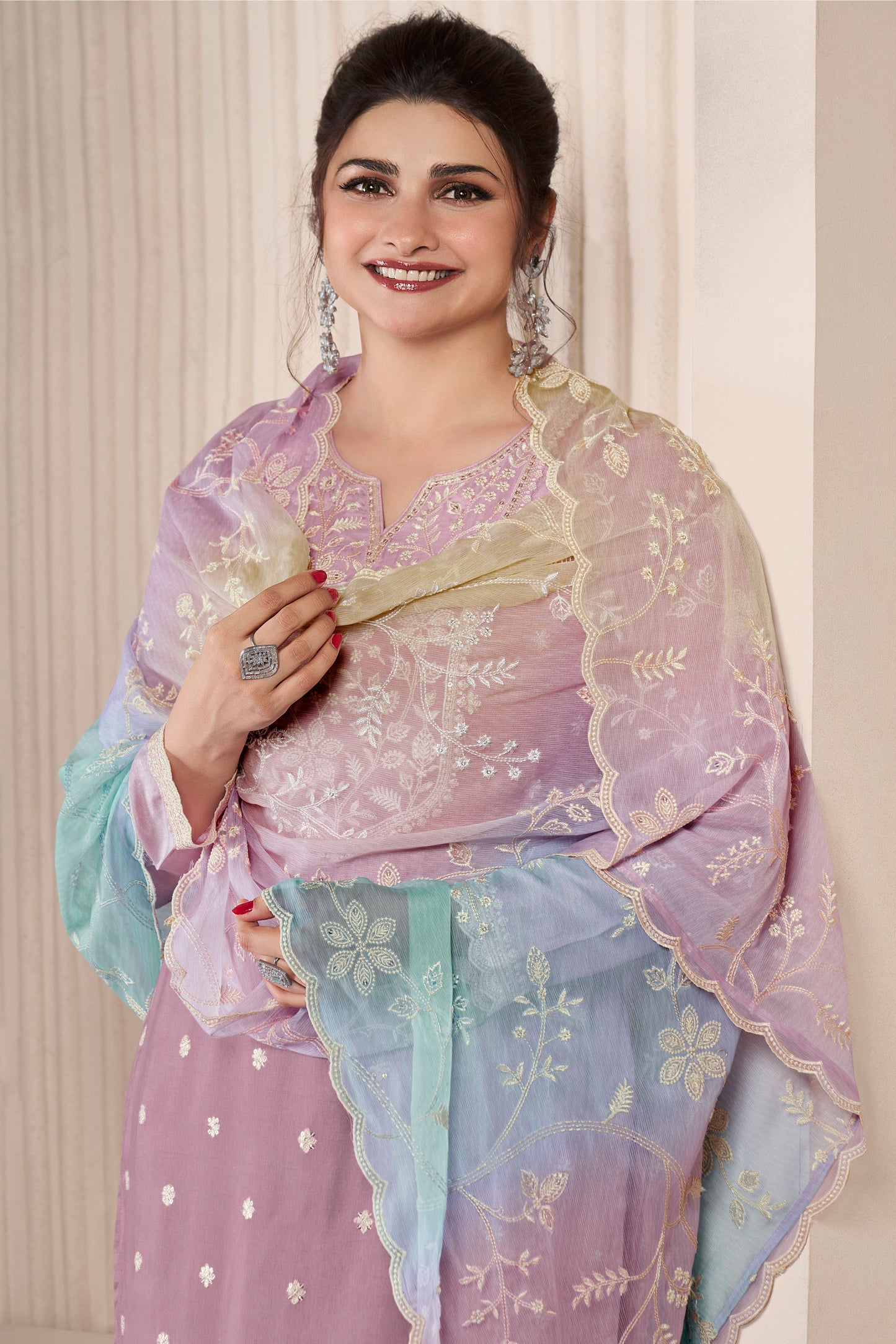 Salwar kameez in lavender with thread embroidery