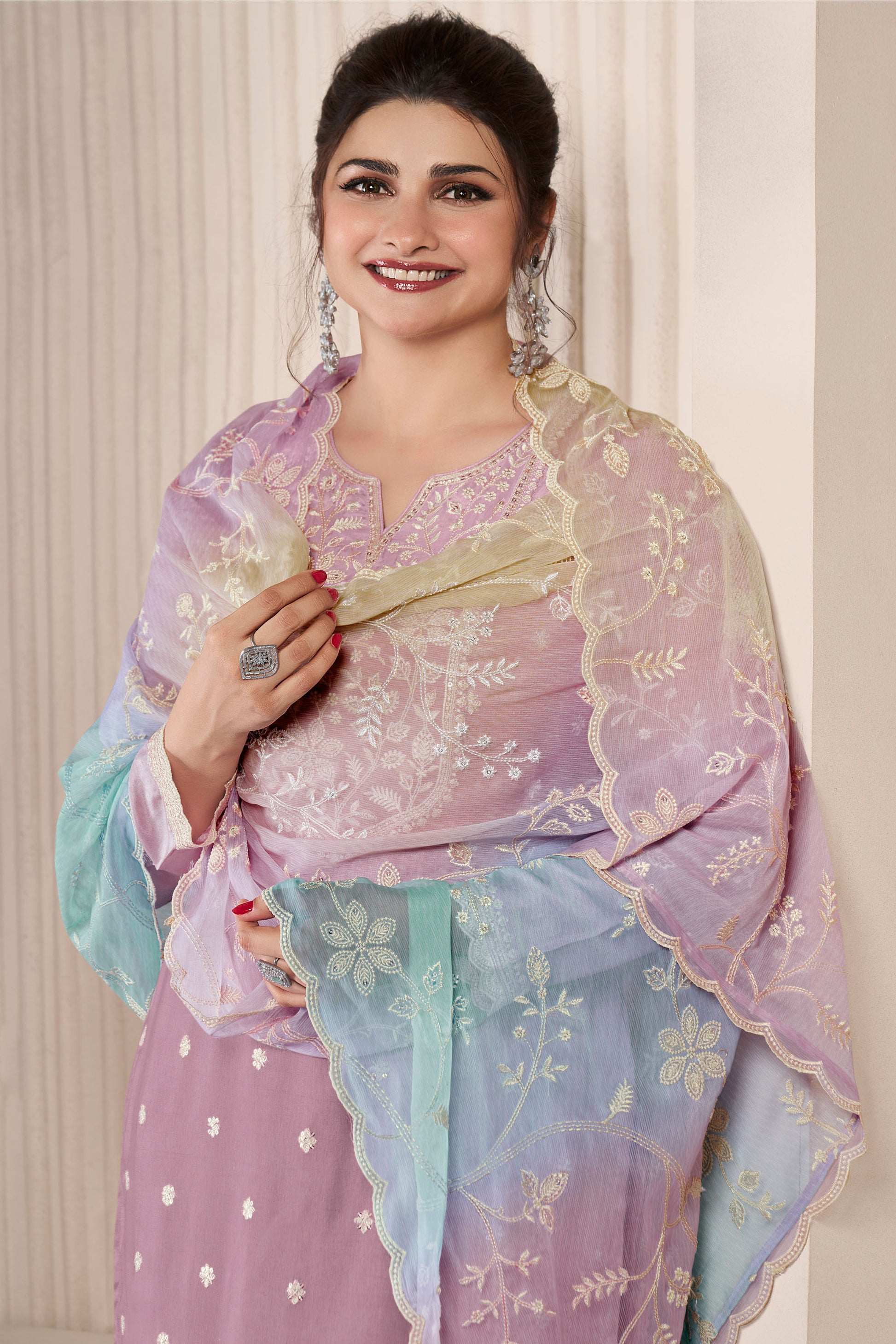 Salwar kameez in lavender with thread embroidery