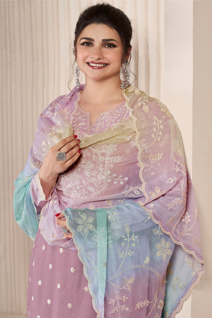 Salwar kameez in lavender with thread embroidery
