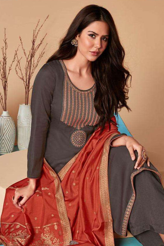 Embroidered neckline detail on gray salwar kameez