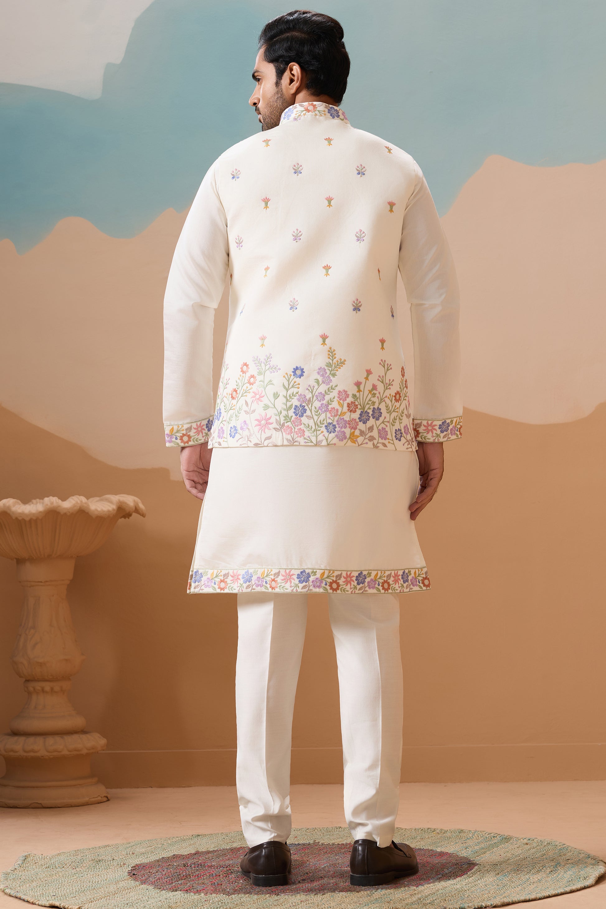 Men’s kurtas in off white for festive dressing