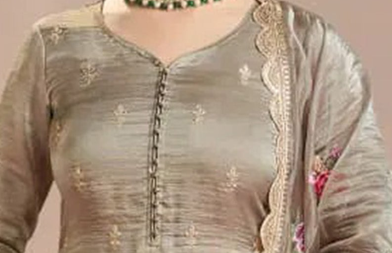 Pakistani Salwar Kameez Outfit