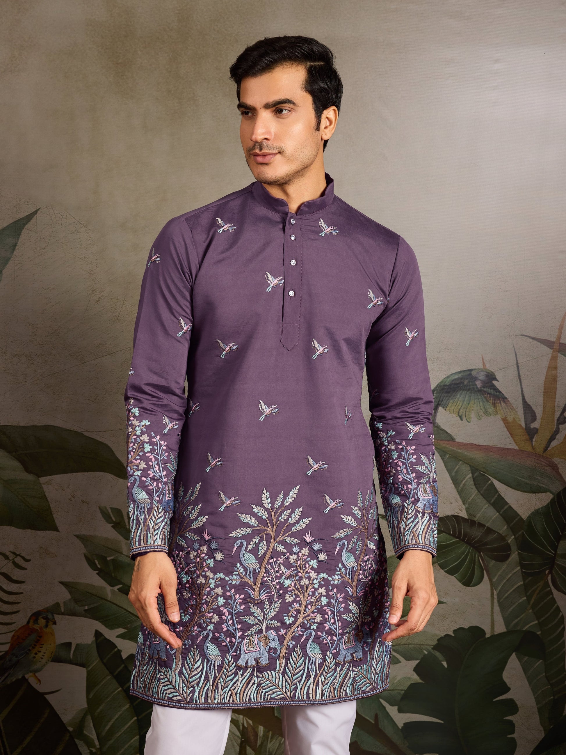 Purple kurta for men with refined ethnic embroidery