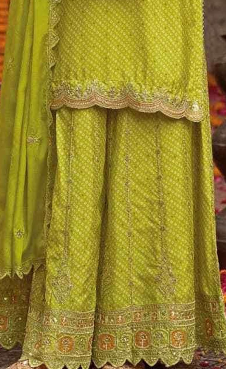 green emerald velvet dress Amazon.com: Delisa Indian/Pakistani Bollywood Party Wear Long Anarkali Gown  for Womens LT New (Light Green, X-SMALL-36) : Clothing, Shoes & Jewelry