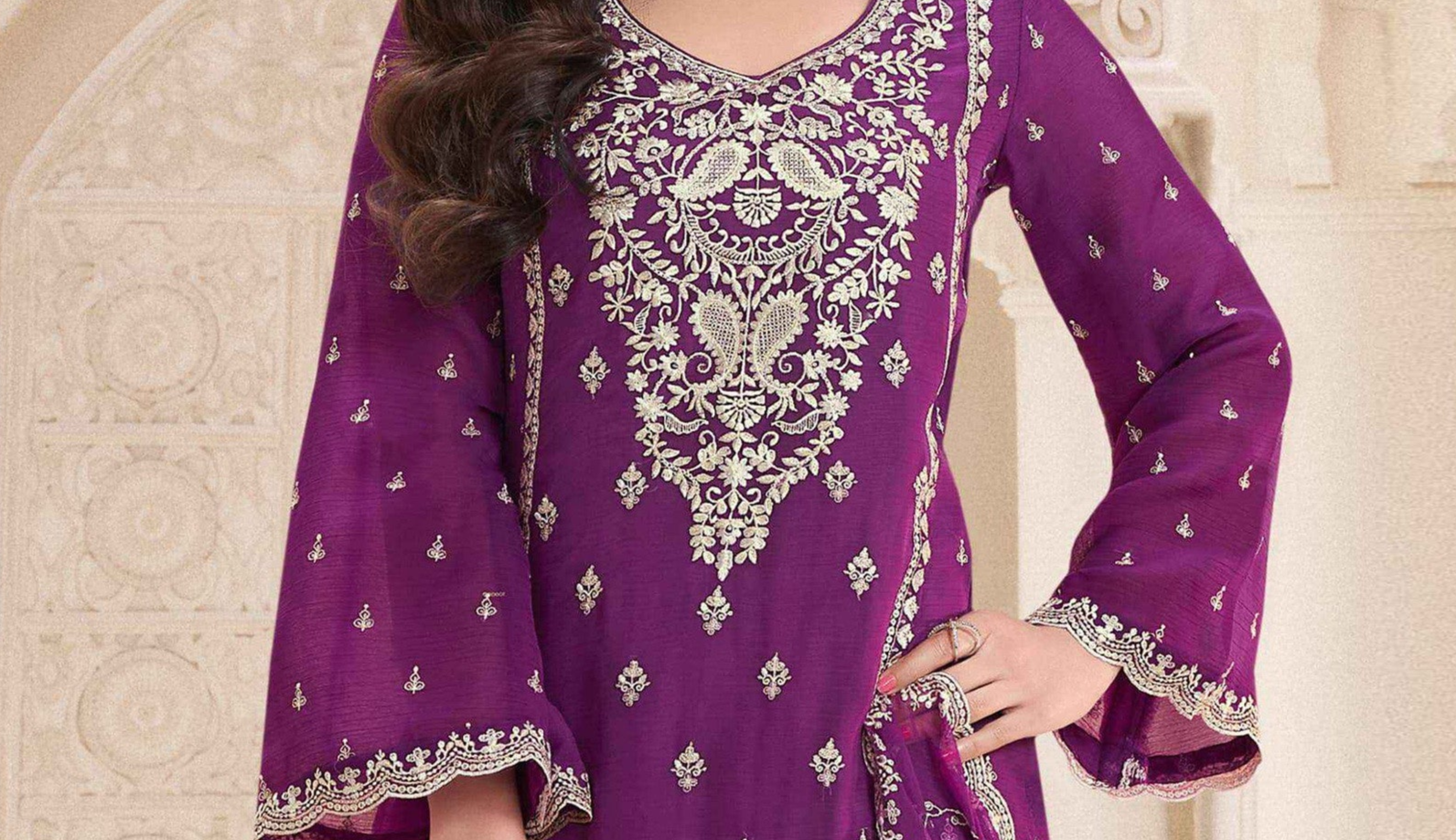 Punjabi Style Salwar Kameez Women Outfit