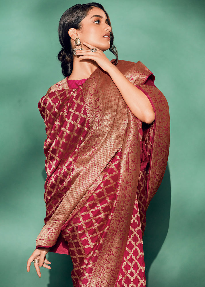 Pink Saree reflects softness and charm – perfect for graceful day functions.
