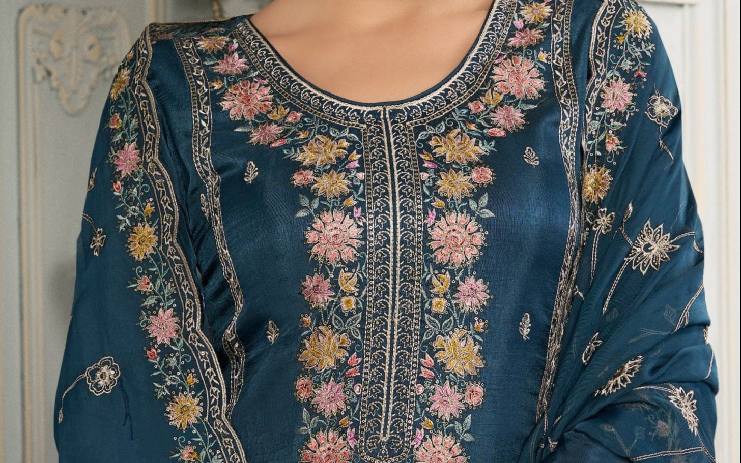 womens salwar kameez full set view
