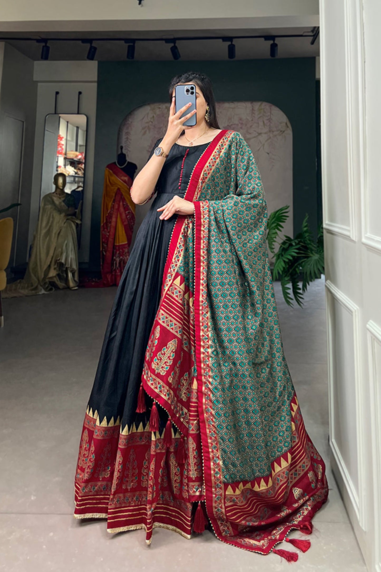 Stylish Full Long Anarkli Dupatta Dress for USA Women's Wear