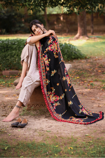 Black dupatta sawal with soft cotton weave