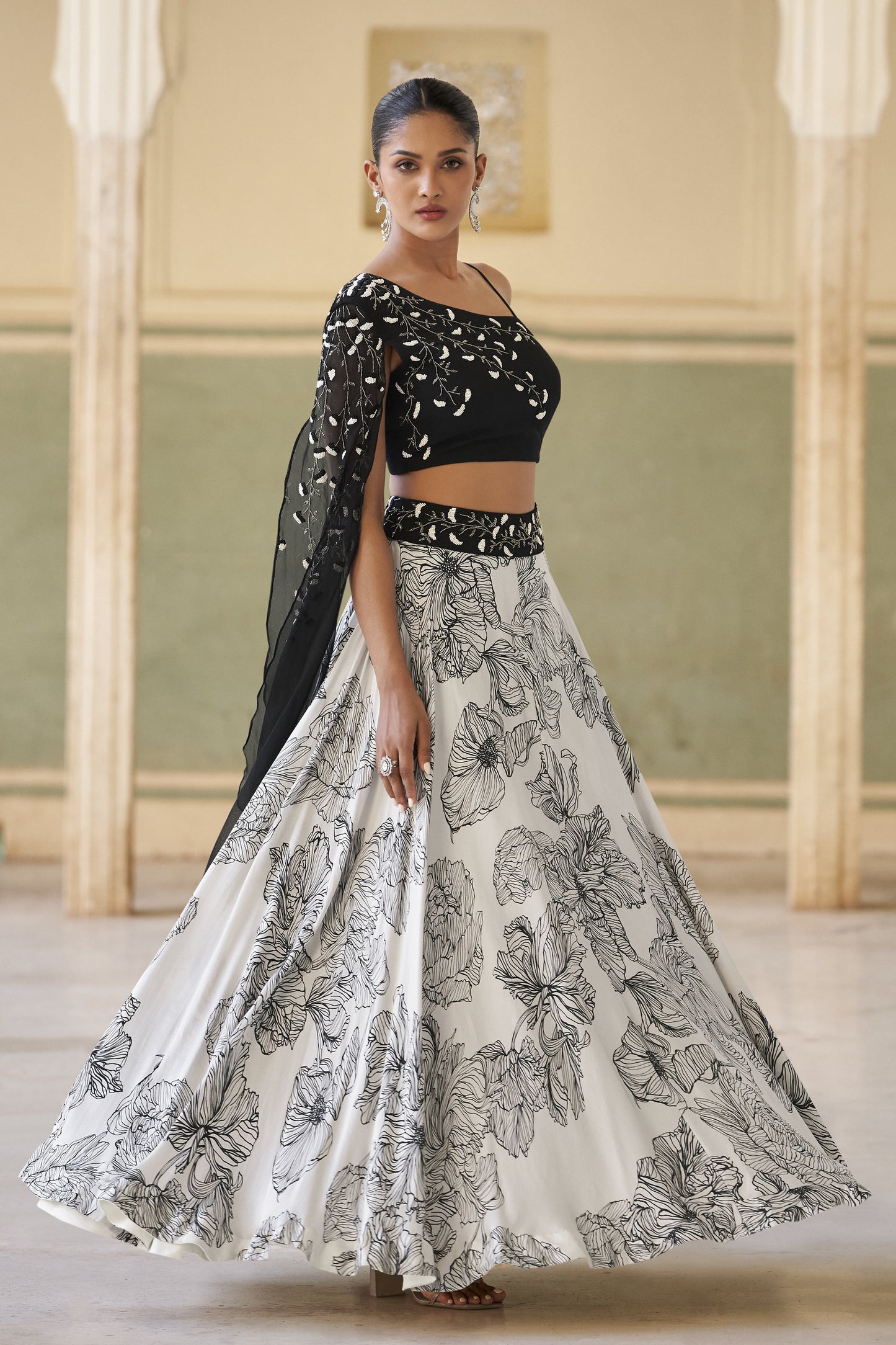black lehenga for wedding styled look with dupatta