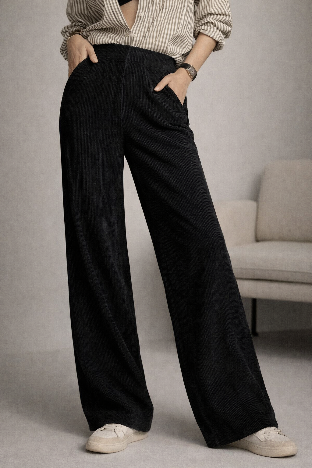 Women’s black trouser profile everyday styling