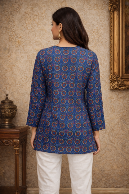 Artistic digital print detail on blue women top