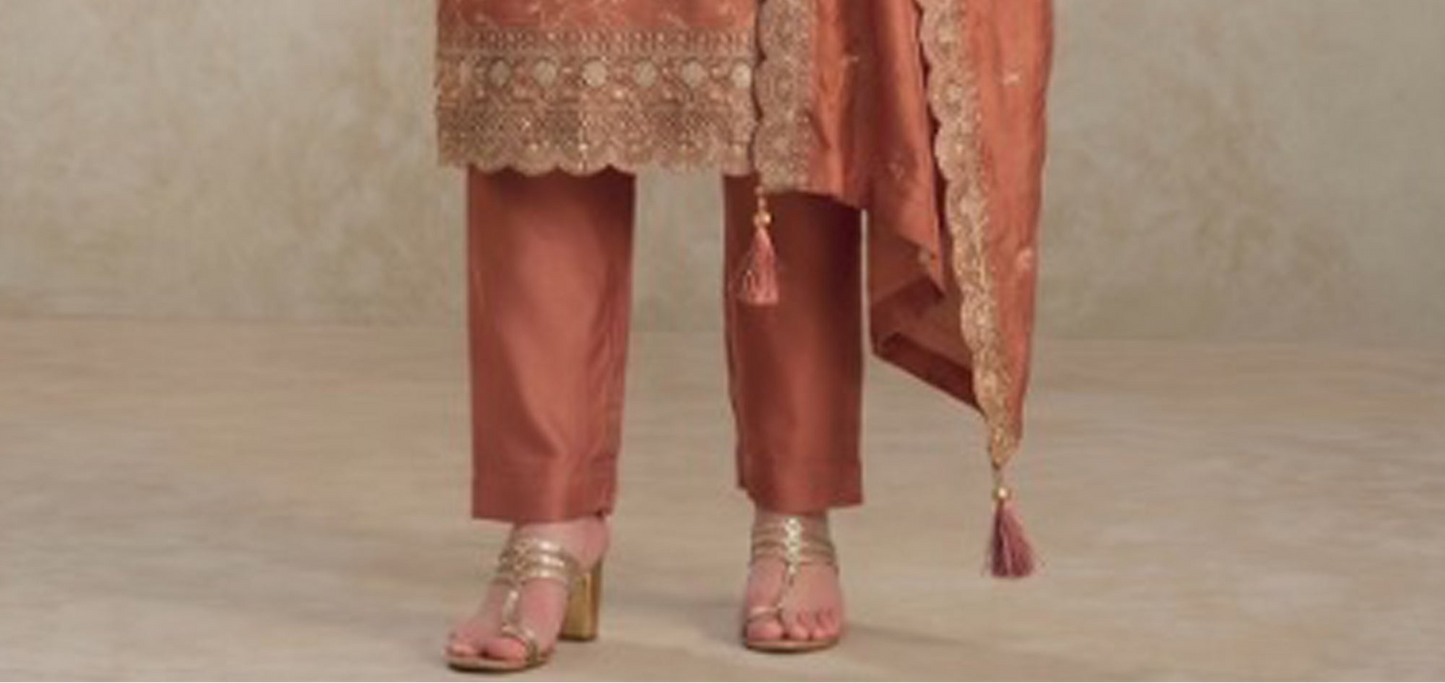 Bronze ethnic outfit for anniversary gatherings