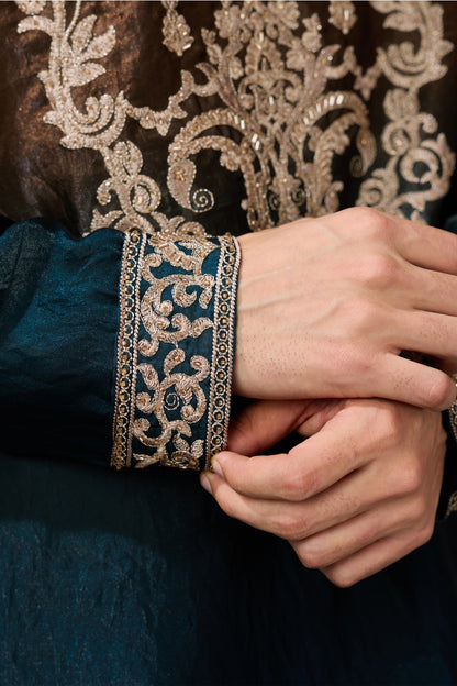 Sleeve detail of the brown men's kurta