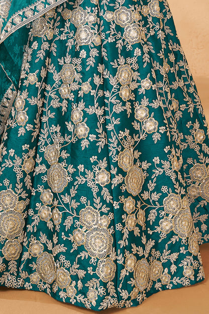Cyan chaniya choli dupatta embroidery detail