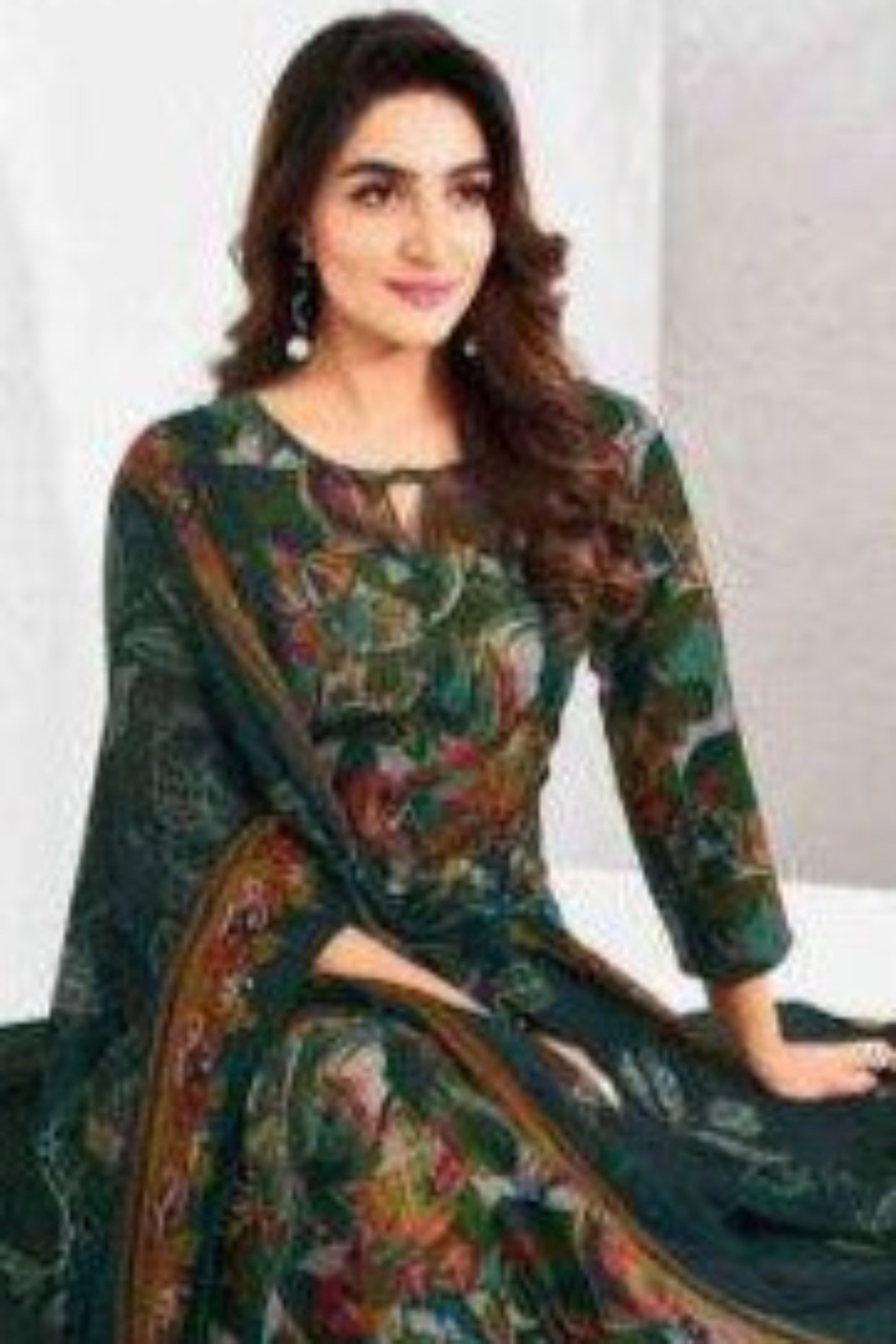 Lightweight cotton salwar kameez for warm weather weddings