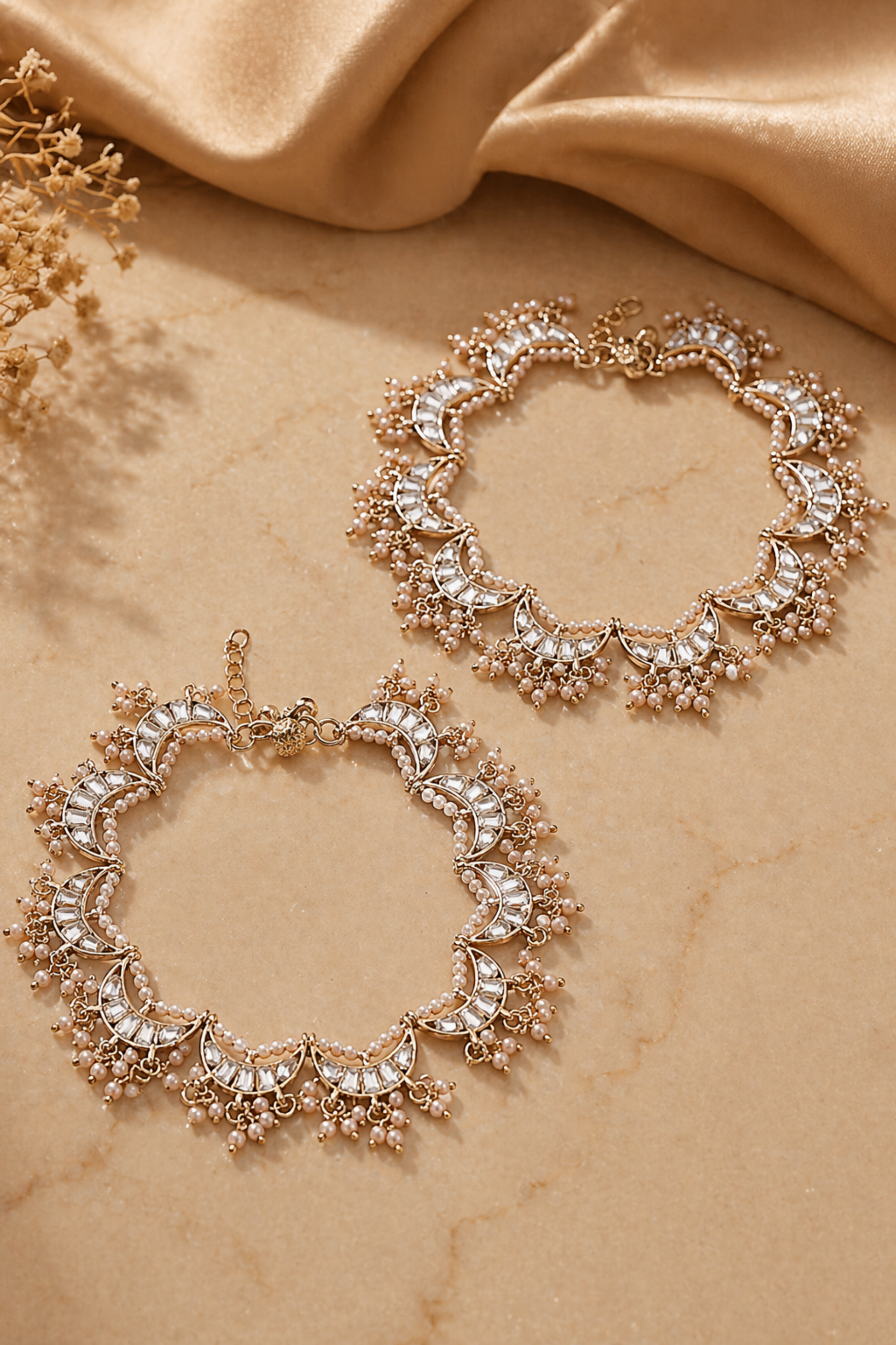 luxury gold anklet with pearl drops
