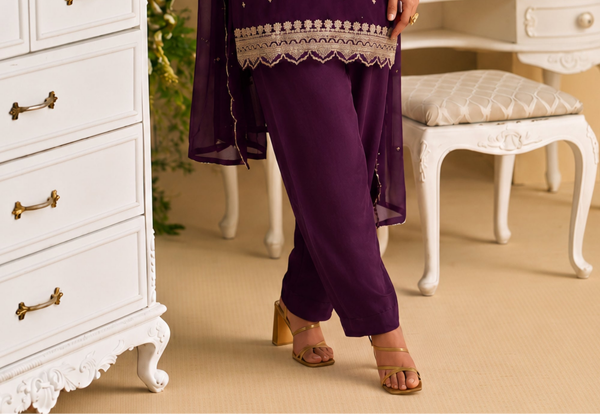 Designer Pakistani Salwar Kameez in Royal Purple color for party wear