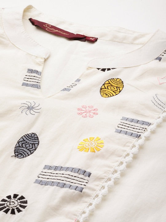 Detail of cotton fabric texture on white tunic top