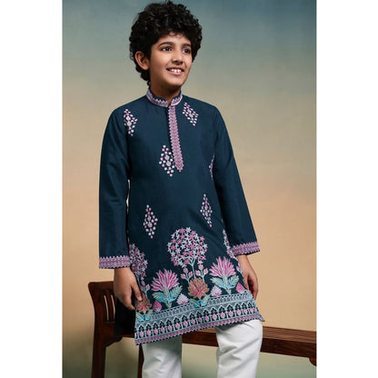 Indian kurta clothing detail shot in teal shade