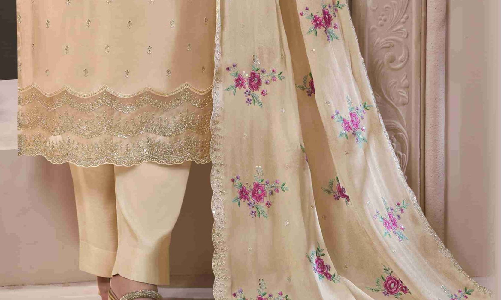 women kameez shalwar back view clean finish