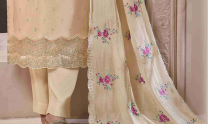 women kameez shalwar back view clean finish