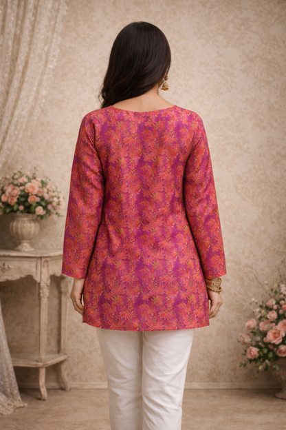 weekend outfit styling with pink tunic top