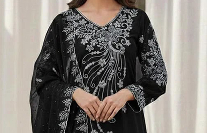 Fashion Palazzo in black with detailed surface work