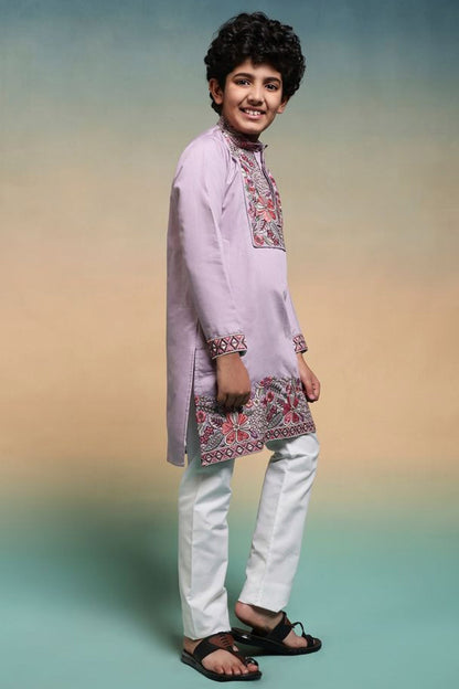 Festive kurta pant for boys styled for Eid celebration