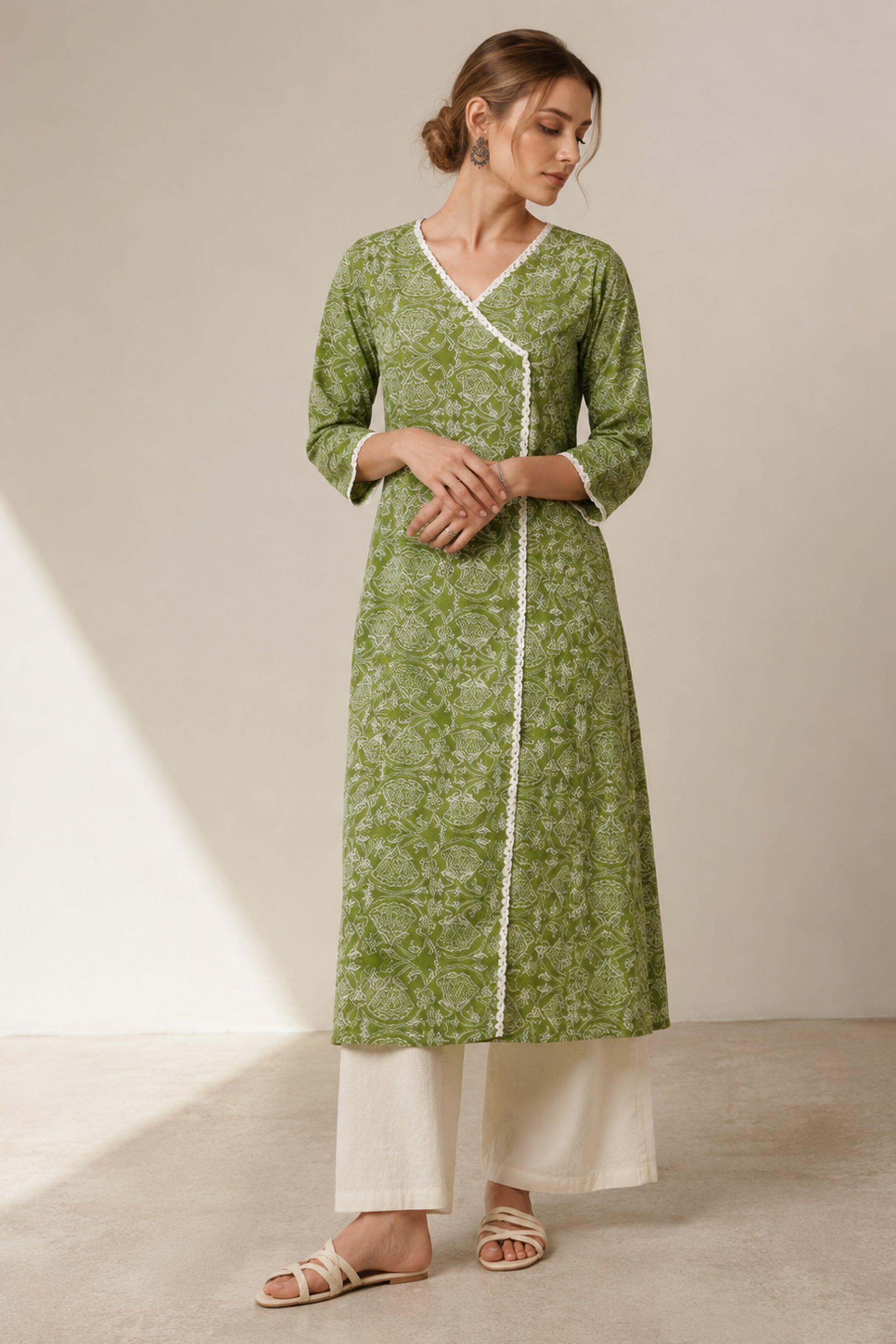 Green simple kurti with three-quarter sleeves
