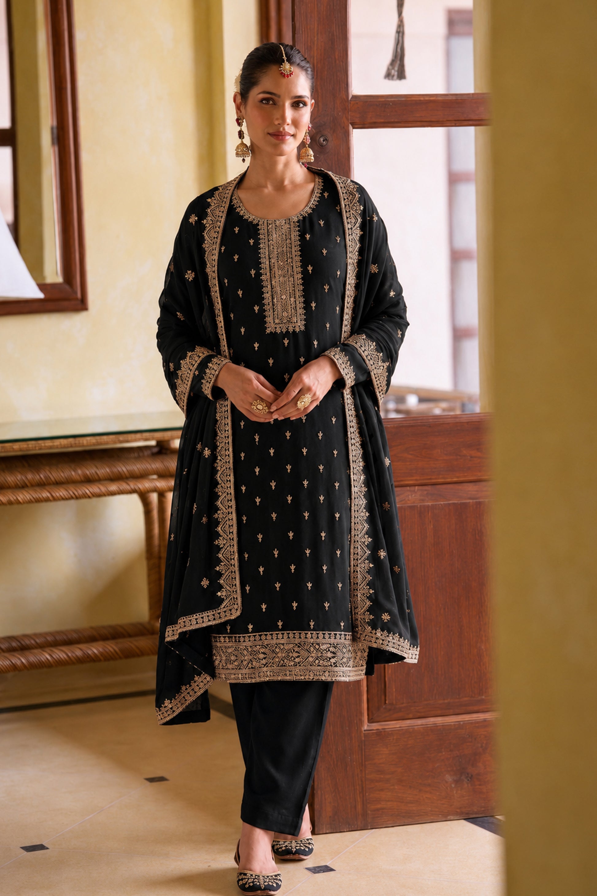 Flowing georgette ethnic wear in black tone