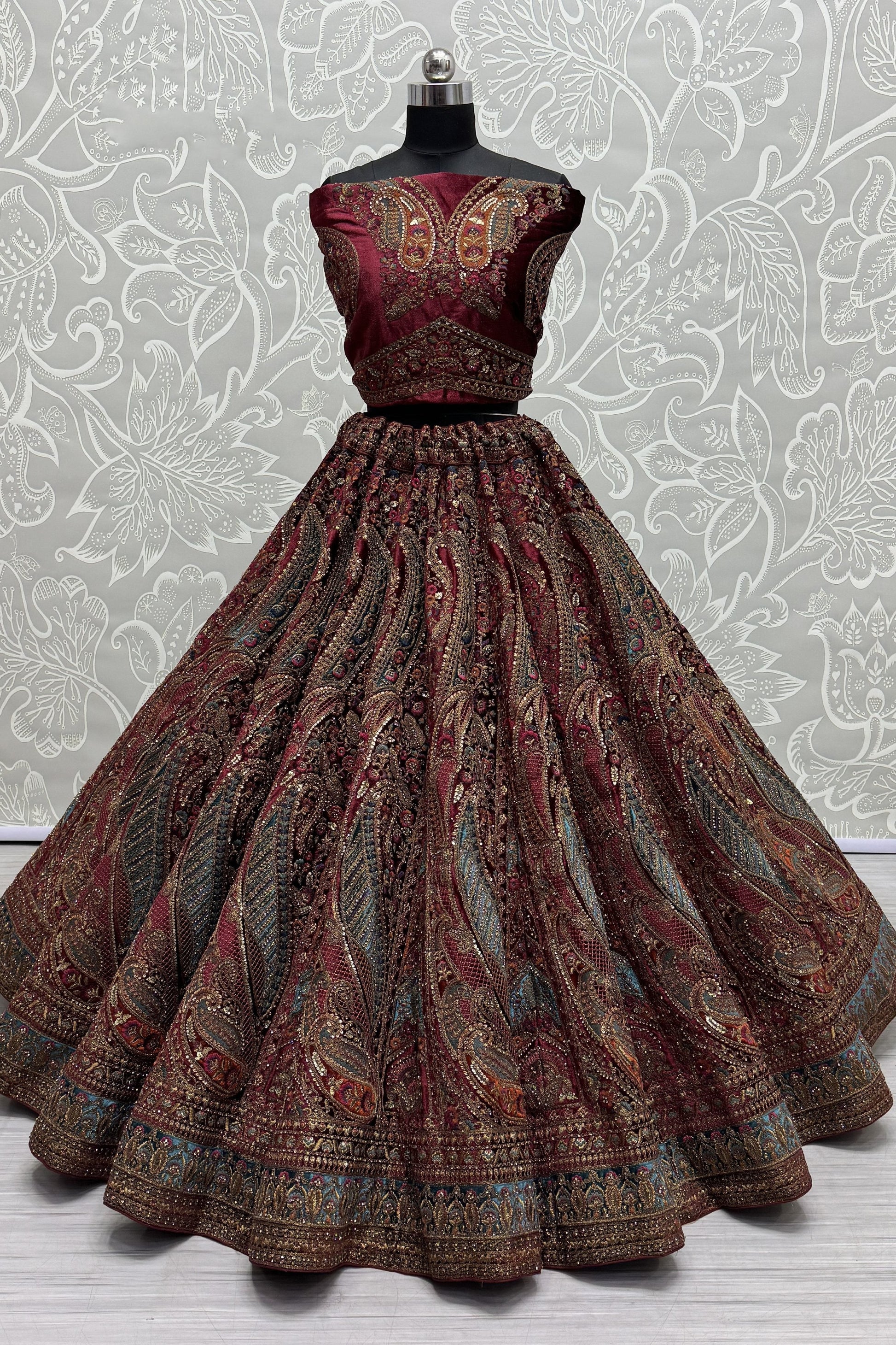 Bridal style marriage chaniya choli in pink velvet