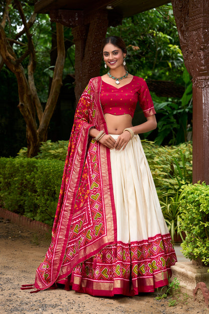 Red indian bridal lehenga for wedding front view