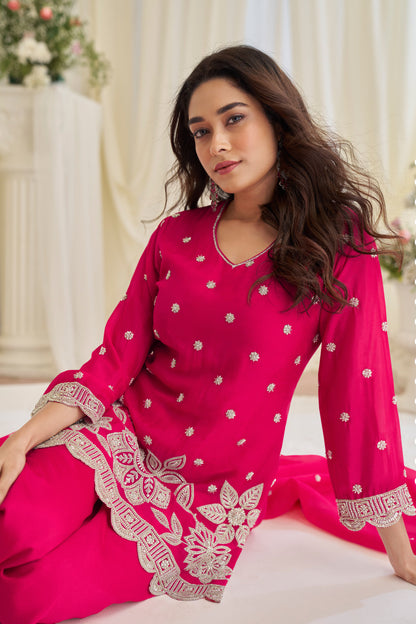 Pink salwar kameez for evening wear look