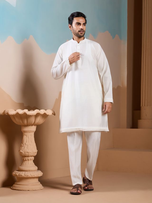 Kurta Traditional White Kurta For Celebrations
