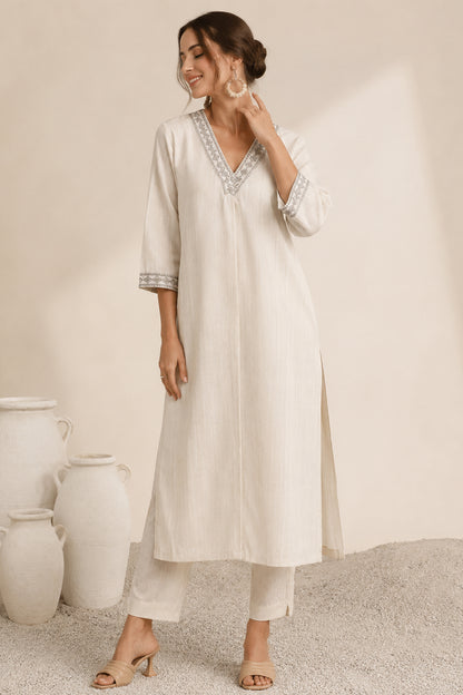 White everyday wear kurti with woven sleeve finish