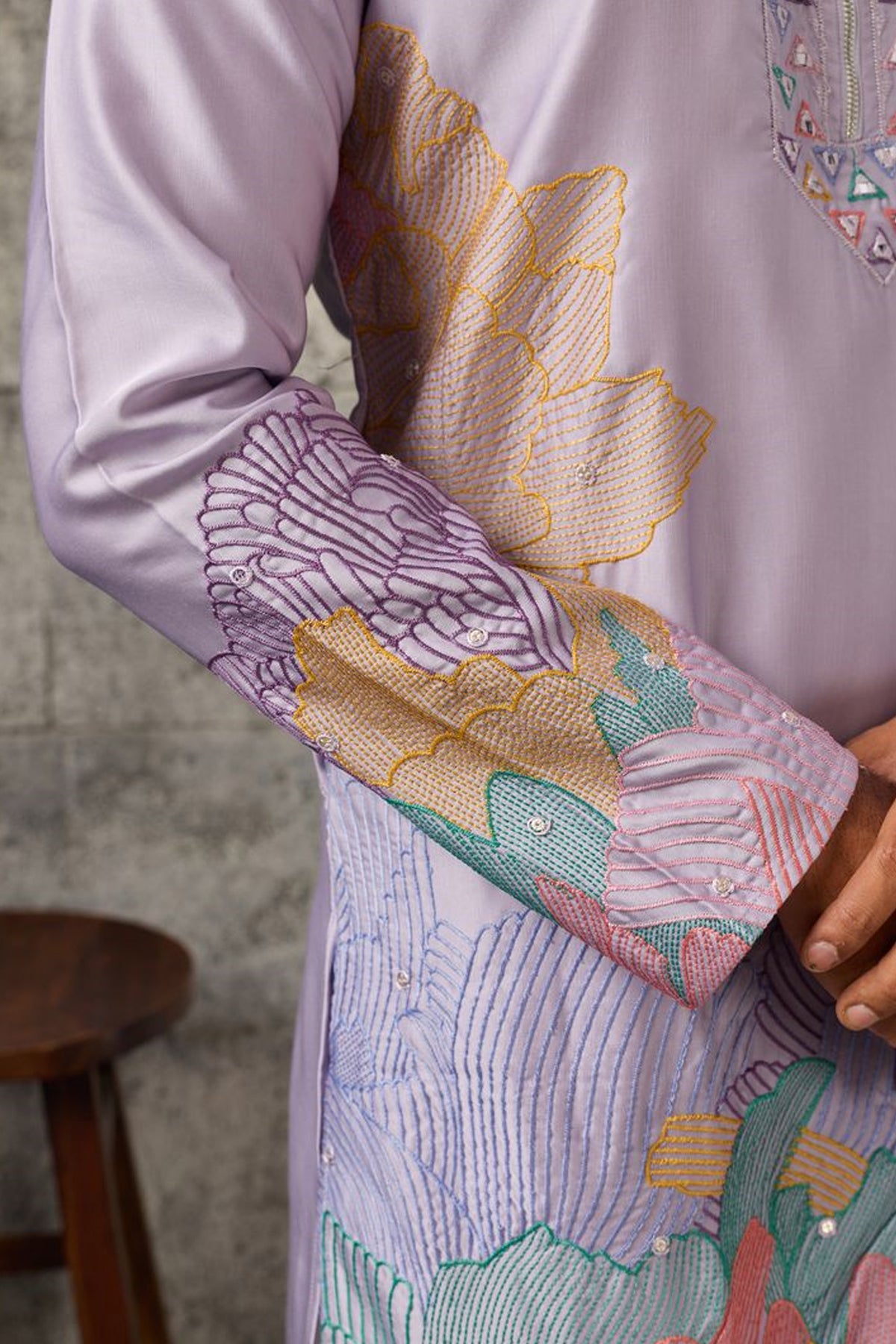 Lavender kurta sleeve embroidery detail