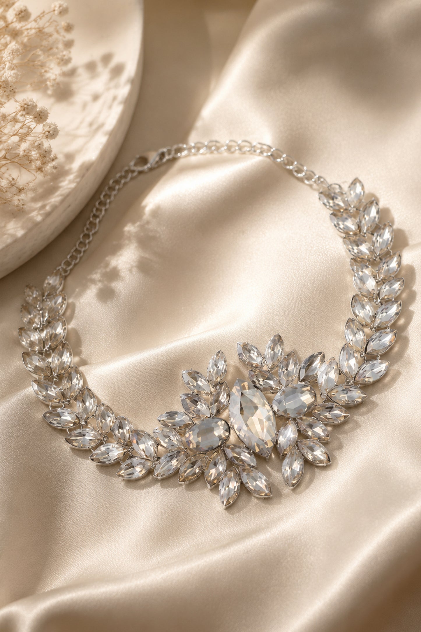 Crystal cluster neckline accessory with polished finish