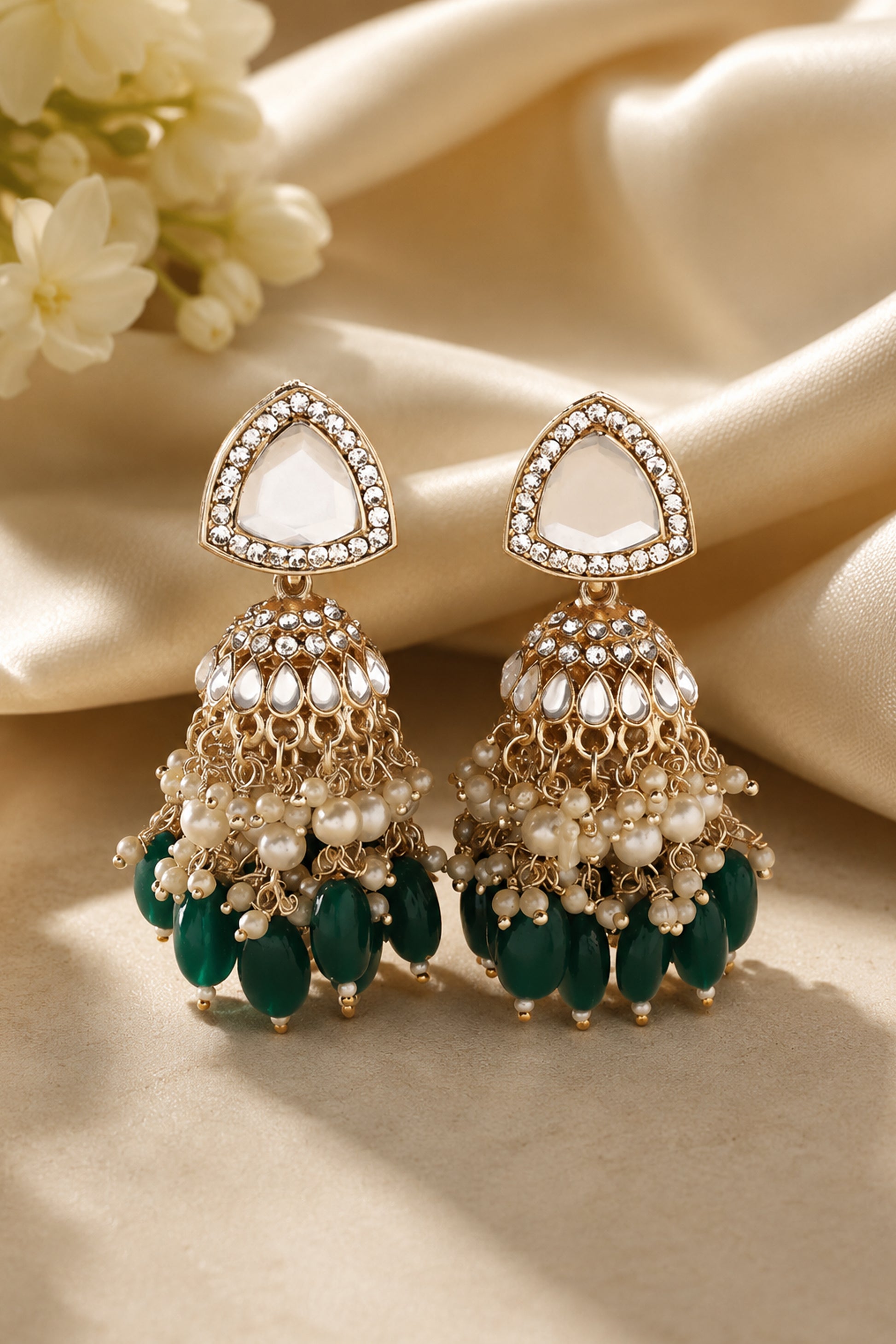 Side and back view showing post fastening and clustered green drops