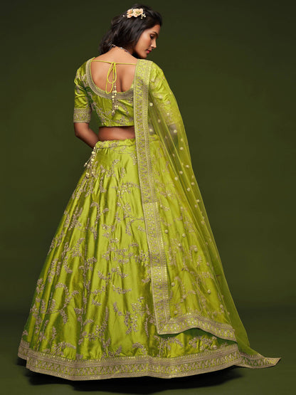 detailed embroidery texture on art silk lehenga fabric