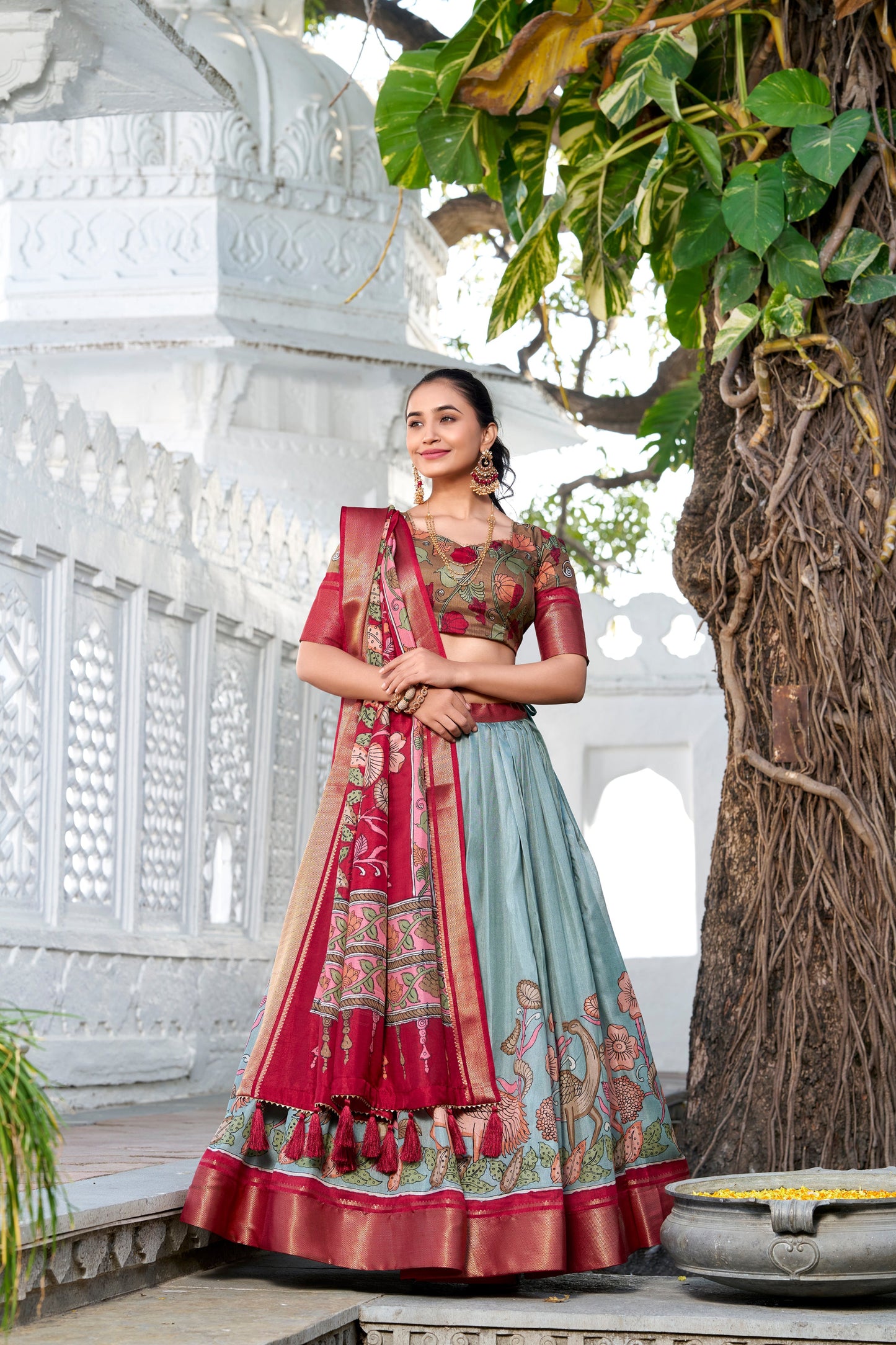 – Light green bridal lehenga bridal full front view with dupatta
