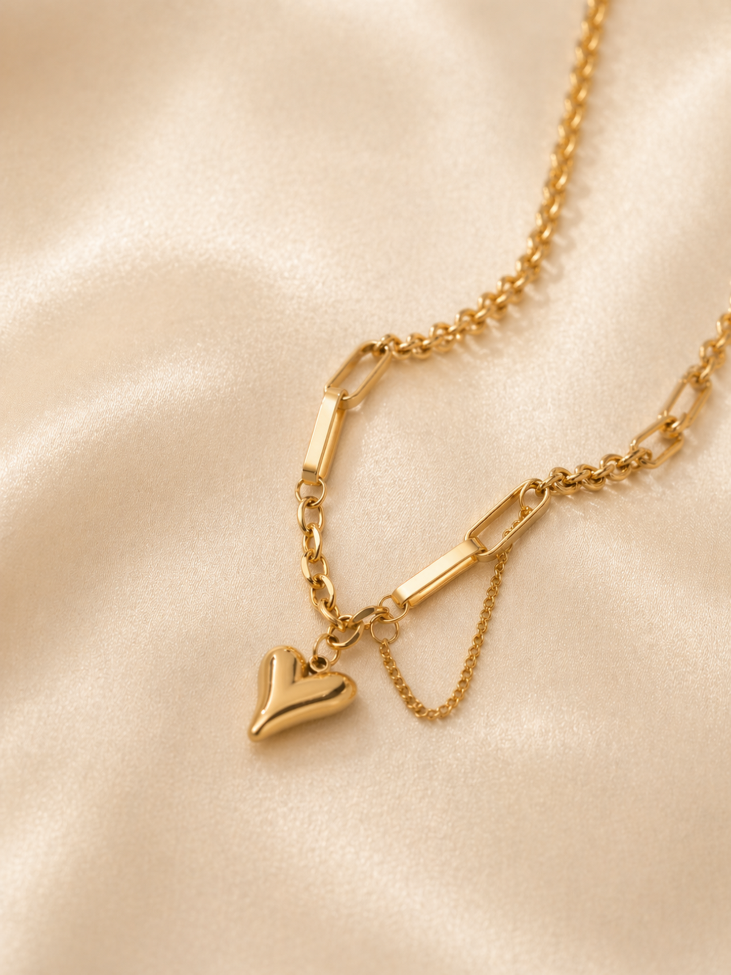 adjustable chain bracelet with heart drop