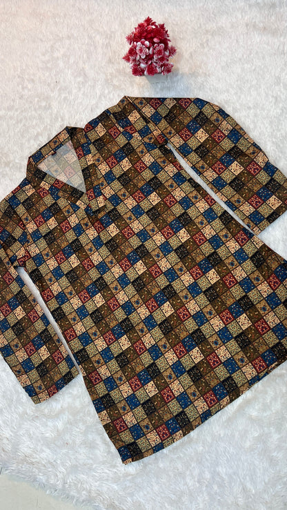 digital print detail on multicolor tunic top