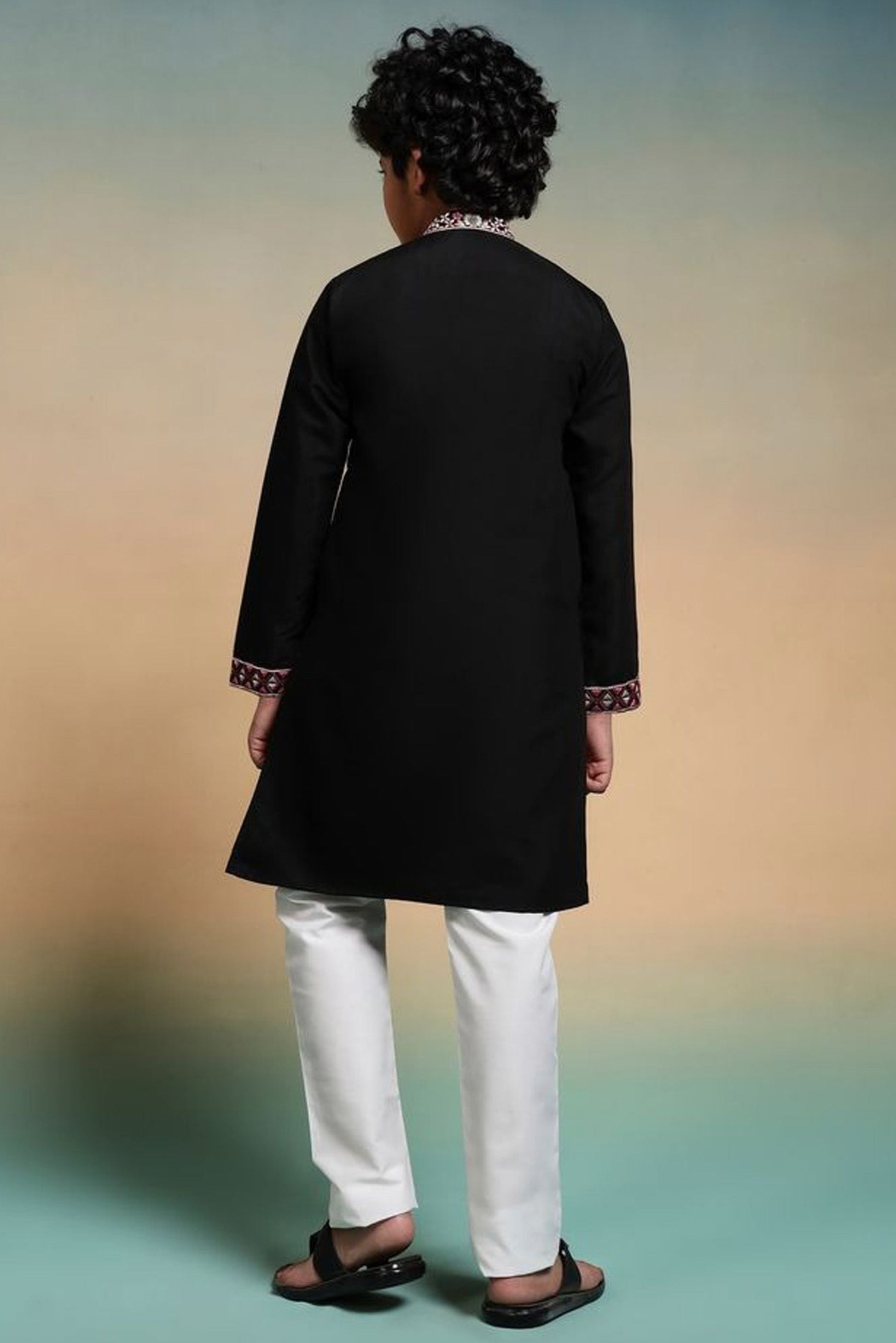 Festive kurta for boys for Navratri event