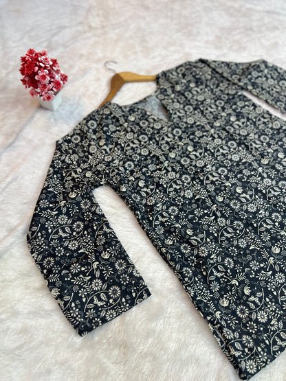 elegant floral print tunics for women full length view